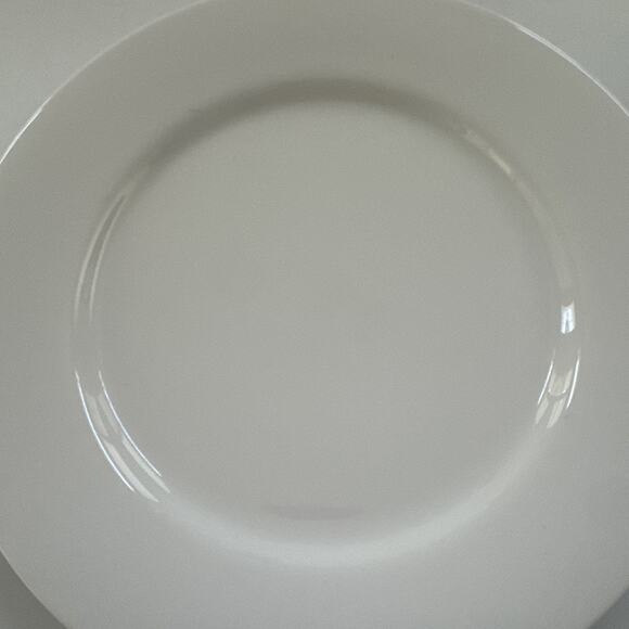 Crate & Barrel White 10.5” Dinner Plates Set of 2 Modern Traditional Dinnerware - Picture 7 of 10